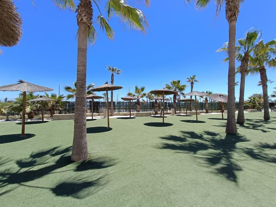 Mar Y Sal 12 Suites, Gran Terraza Con Vistas Al Mar, 2 Hab, Garaje Y Piscina Roquetas de Mar Exterior foto